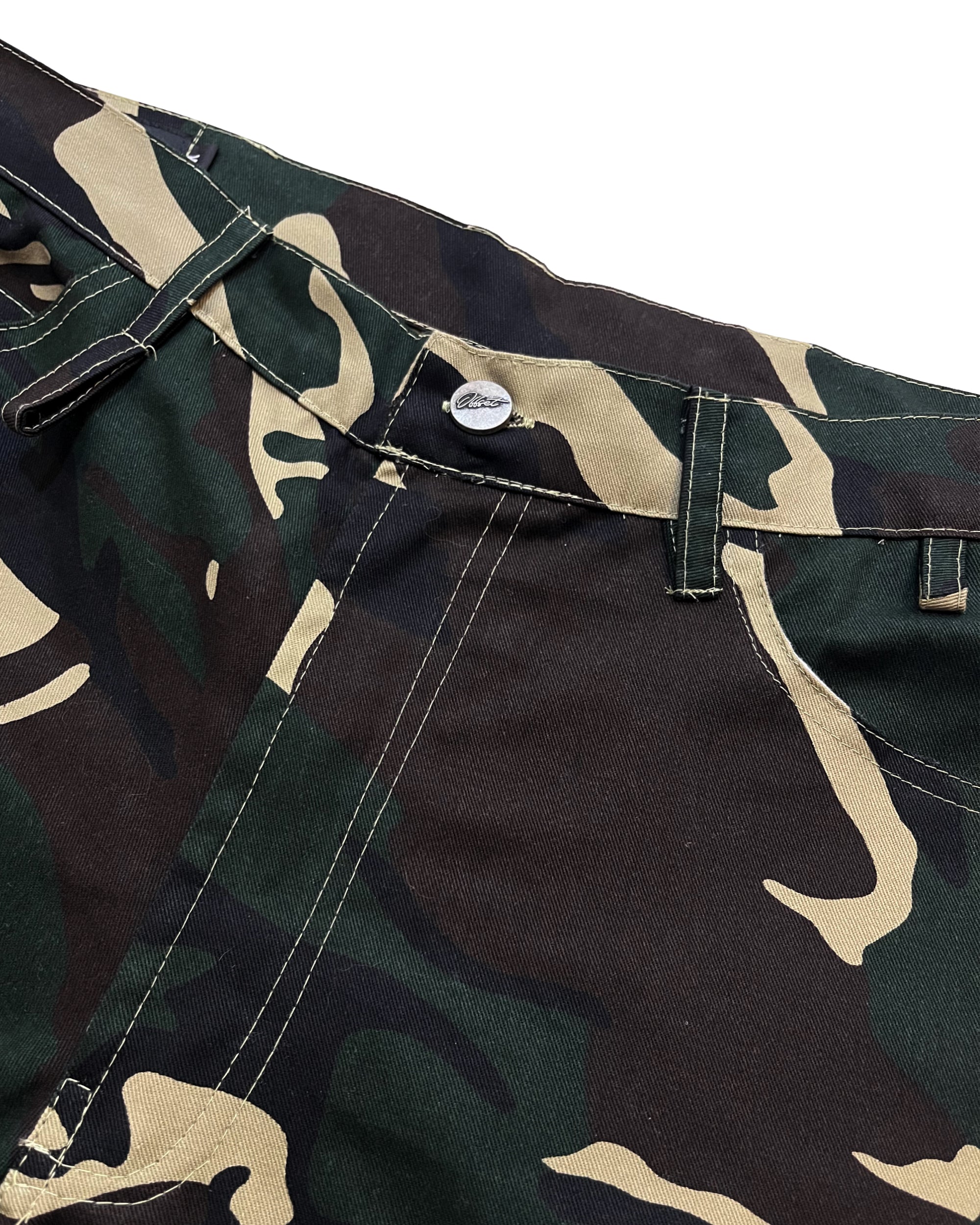 Baggy Cargo Shorts (UK Woodland)