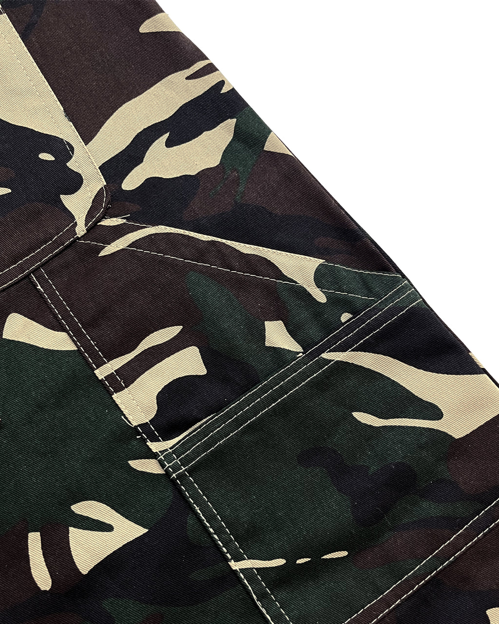 Baggy Cargo Shorts (UK Woodland)