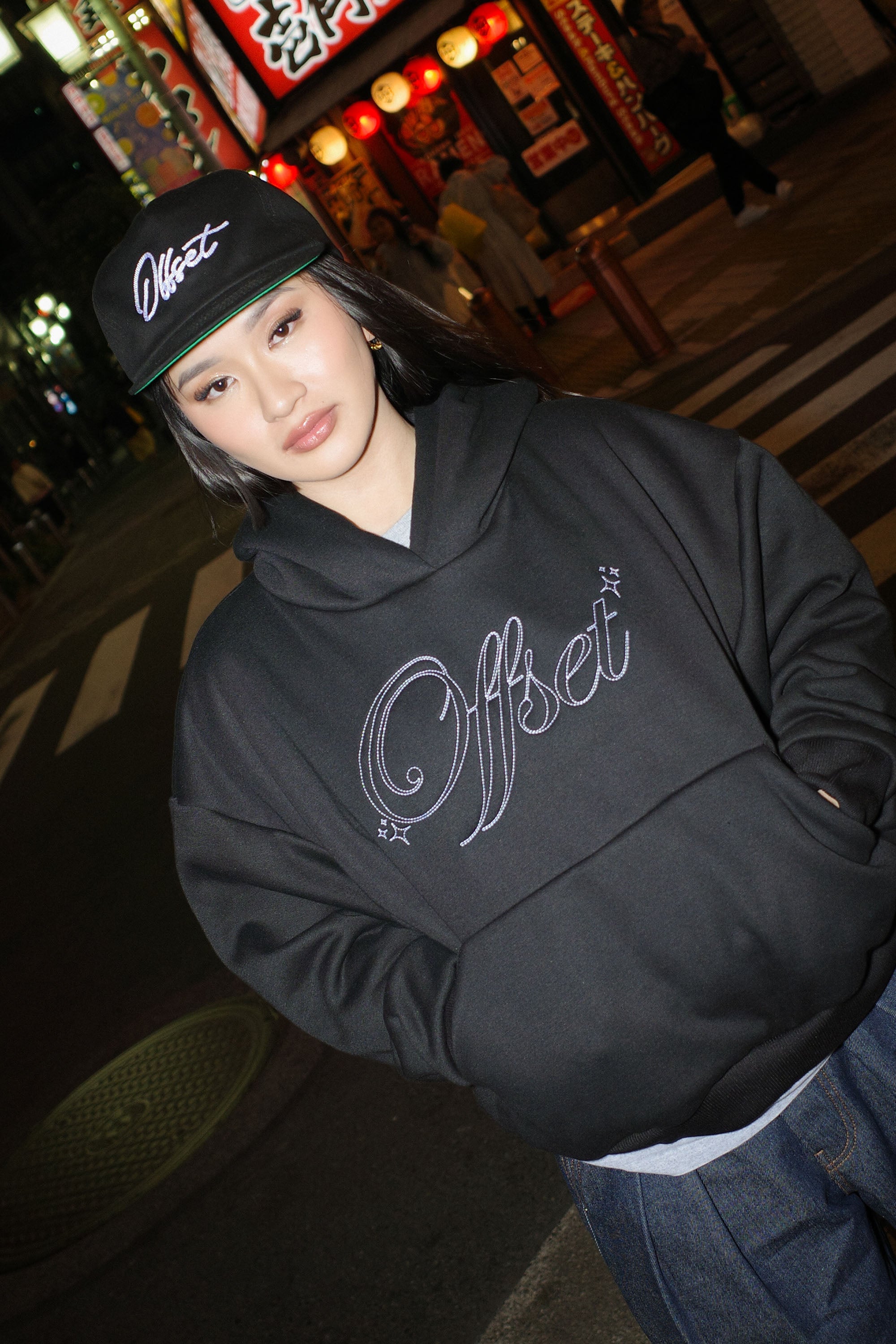 Running Stitch Cropped Hoodie (Black)