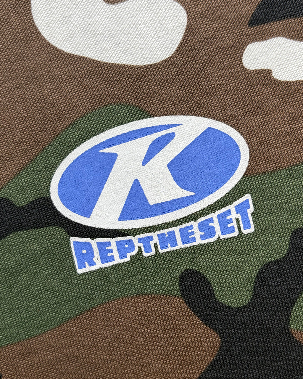 Sports Retro Longsleeve (Camo)