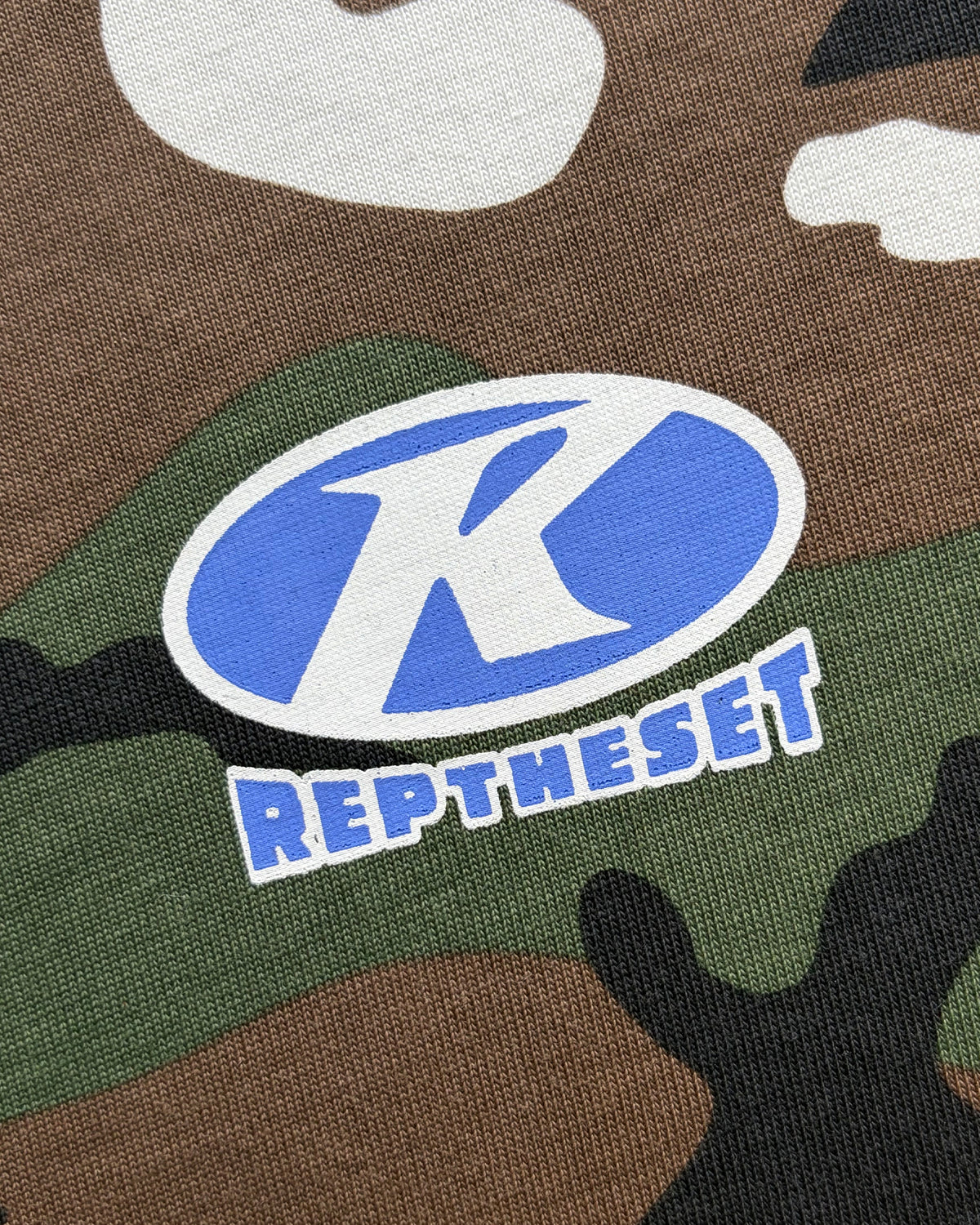 Sports Retro Longsleeve (Camo)